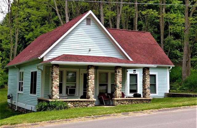 Alden Cottage Summary