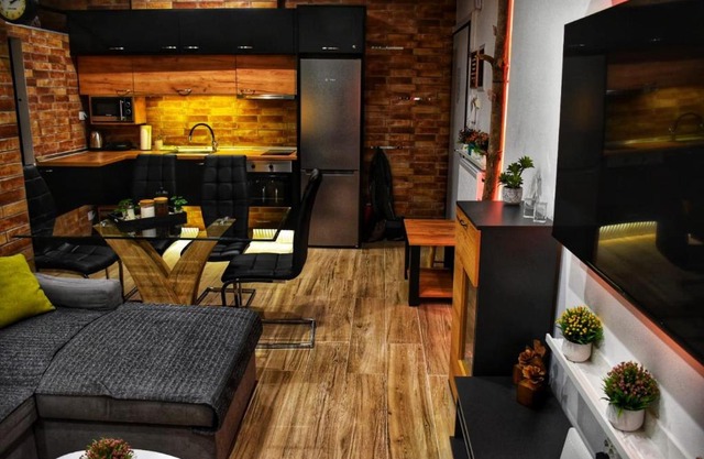 Alexander apartment serres