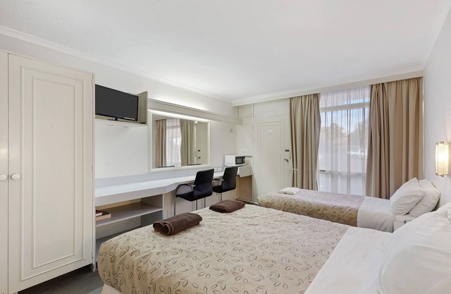 Alexander Motor Inn & Apartments