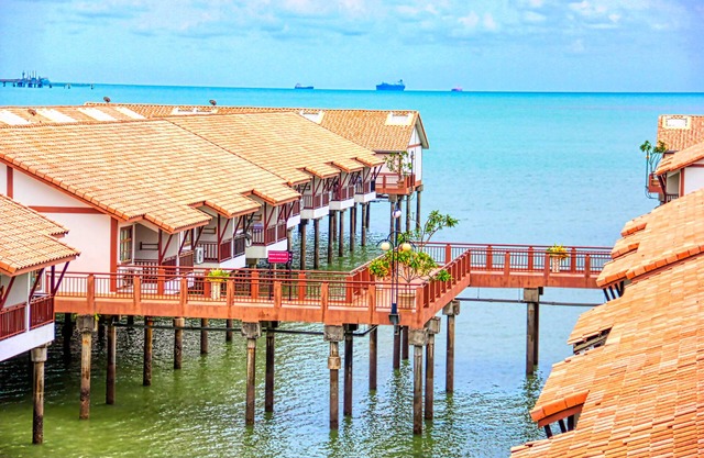 AlexaPD Private Water Chalets
