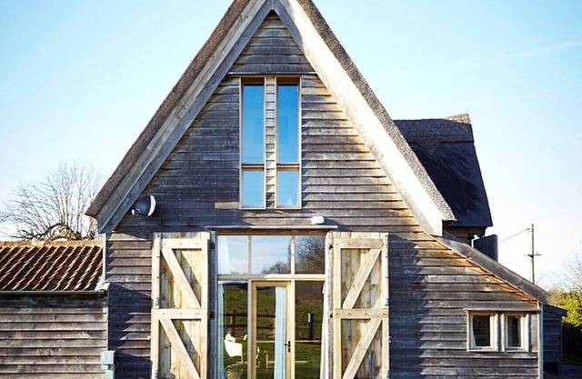 Alfred's Barn sleeps up to 8 in 4 bedrooms