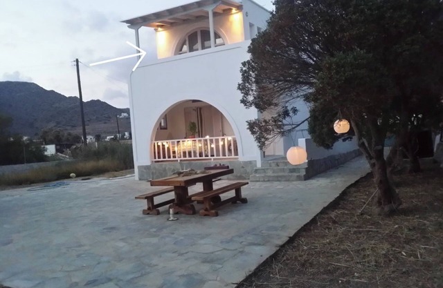 Alice House At Port of Ios island 150m from the beach