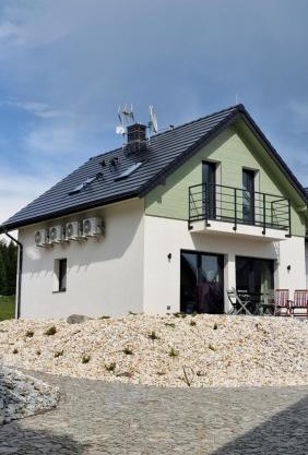 All Season Lasówka - Klimatyzowana Willa 10 osobowa z widokiem na góry, Sauna opalana drewnem, Jacuzzi 4km do Zieleniec SKI Arena