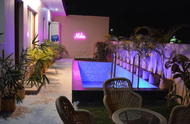 Aloha Villa Pool Suite