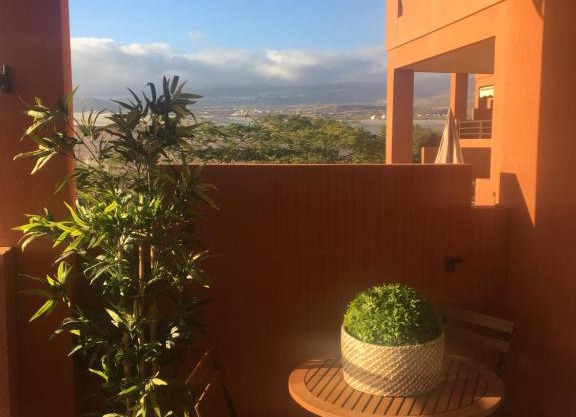 alquilaencanarias El Medano Sotavento, Great Terrace and beach