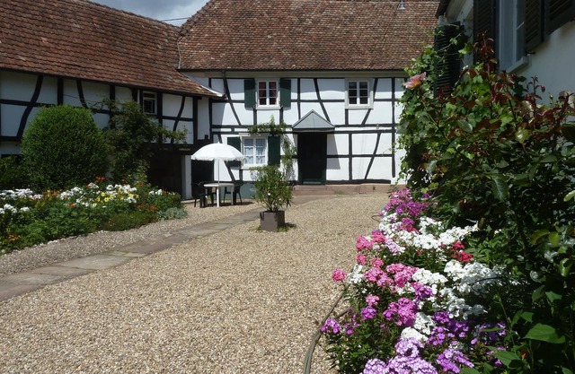 Alsatian house on property with garden, in Brumath, near Strasbourg.