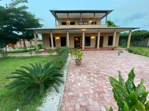 Ama Batokunku Resort