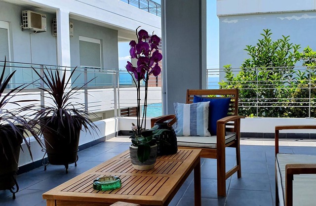 Amare Luxury Living