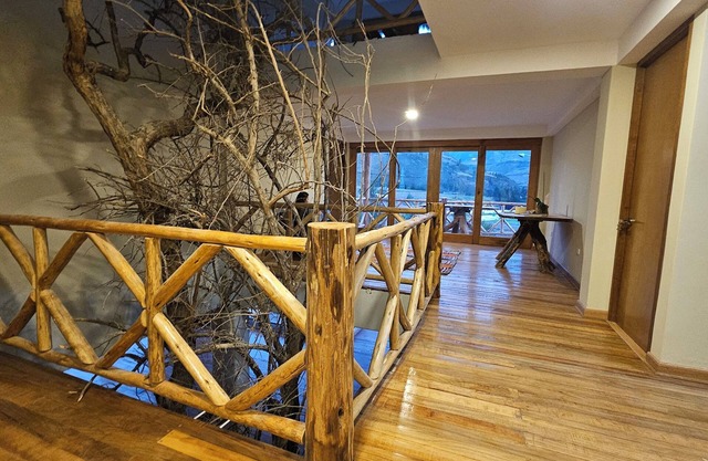 Amaru TreeHouse