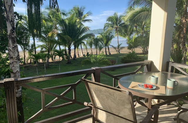 Amazing Beach House on Bahía Bellena