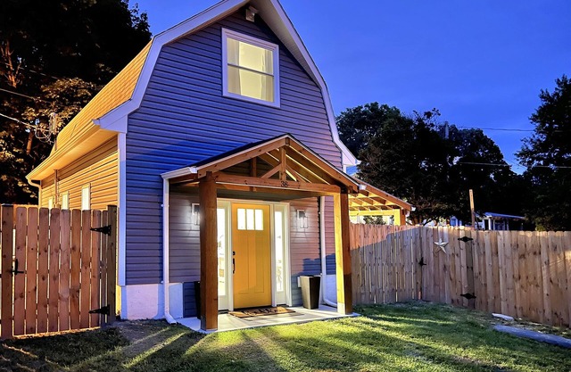 Amazing dog-friendly cottage. Walk 2 Harpers Ferry
