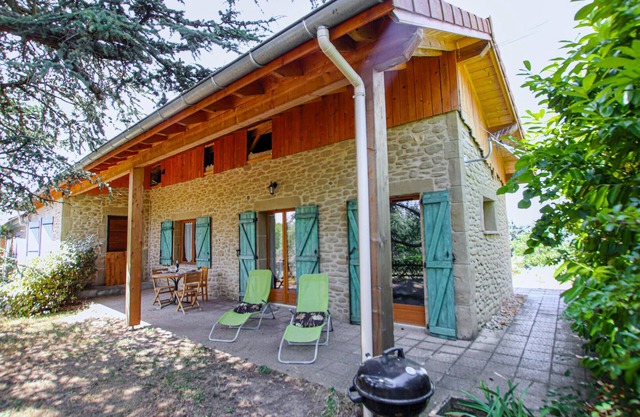 Amazing home in Saint Martin d'Aout