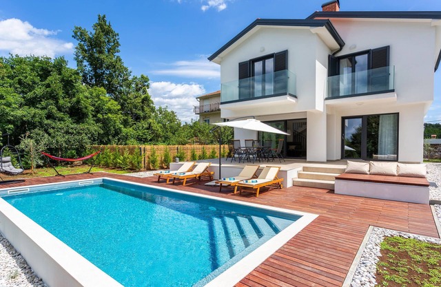 Amazing home in Jurdani
