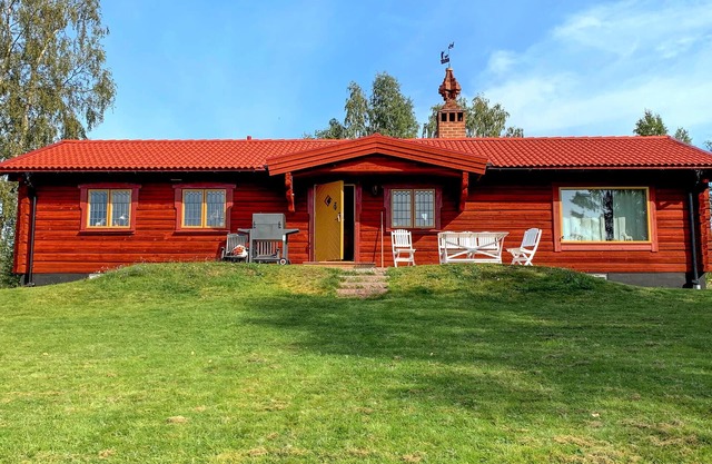 Amazing home in Mora with sauna