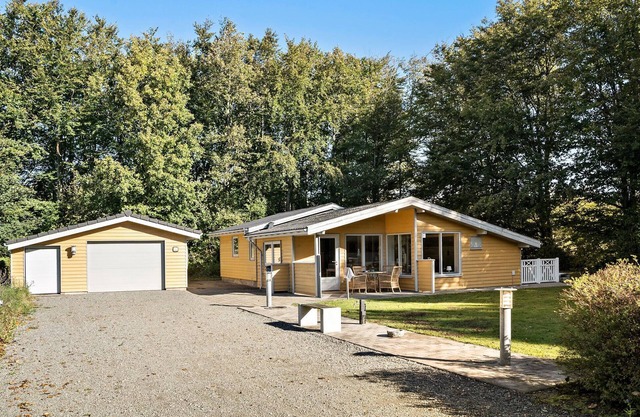 Amazing home in Toftlund with WiFi