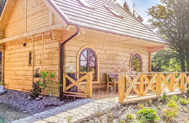Amazing home in Ustka with kitchen