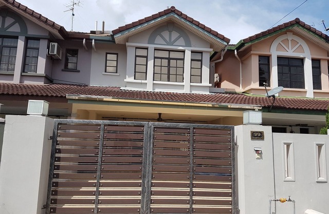 Amazing Location And Luxury Double Storey House