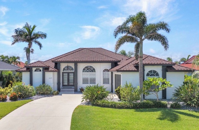 AMAZING! Remodeled Punta Gorda waterfront home; HEATED SALT POOL; golf nearby