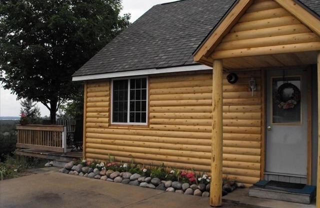 Amazing views from our Hot Tub Relax,Pet,Rent Pontoon walk trails