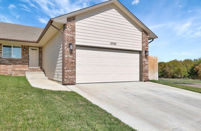 Amazingly modern, cozy home in the heart of Wichita,KS