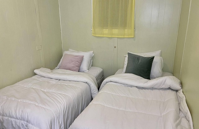Ambleside: 2-Bedroom Cottage #1