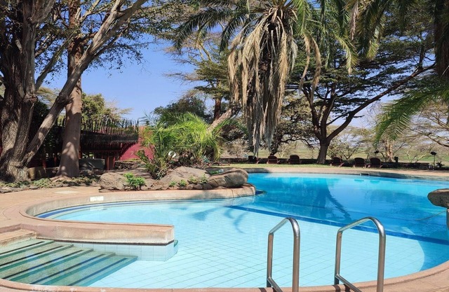 Amboseli Serena Safari Lodge