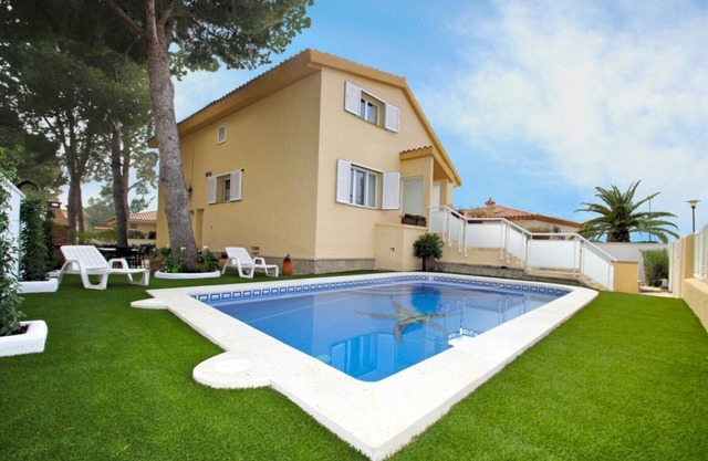 AMELIE Villa piscina privada, BBQ y Wifi gratis