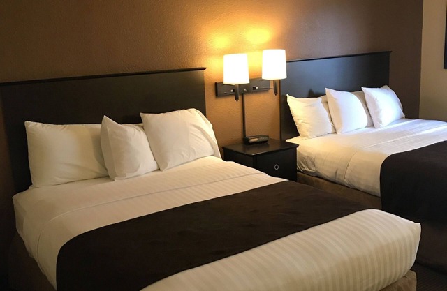 AmericInn by Wyndham West Bend