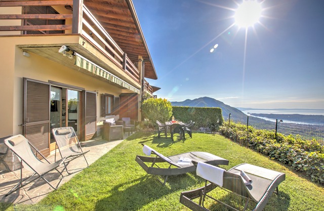 Amirovista lake view & shared pool, Villanuova sul Clisi, Italy
