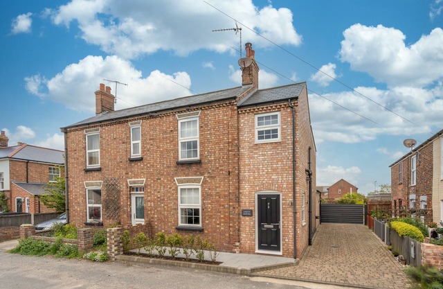 Amity House | Winterton Cottages