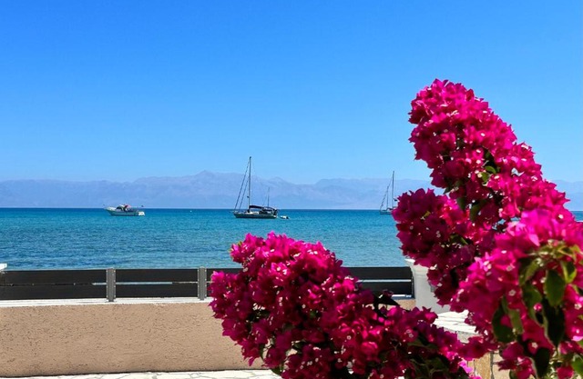 AMMOS Beach apartment