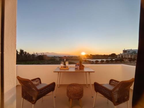 Amodari studios on the beach