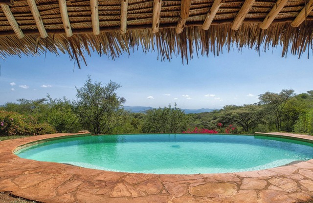 An exclusive, family-friendly retreat with a mix of luxury tents and cottages.