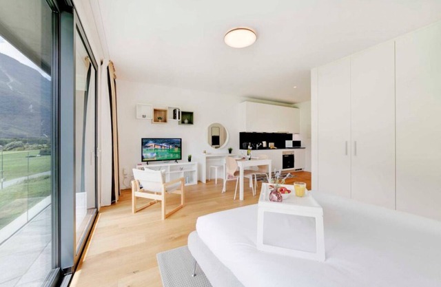 An oasis of peace in nature (Andromeda 12 Residenza Ticino)