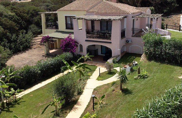 An oasis of tranquility just a few kilometers from the enchanting beaches of Stintino