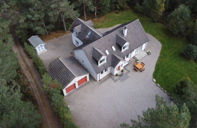 An Teallach luxury holiday home in Cairngorm National Park - Wifi