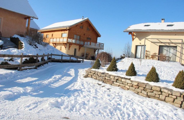 ANCELLE TAILLAS RDC CHALET
