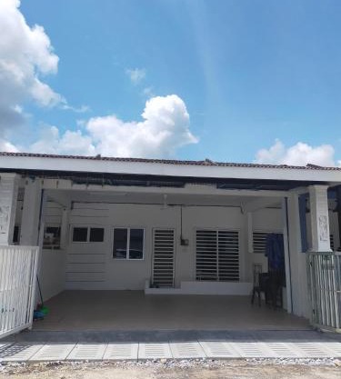Angah Homestay