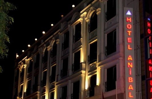Anibal Hotel
