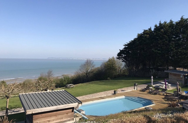 Annie's rooms - Le Pêcheur, swimming pool, tennis, beach