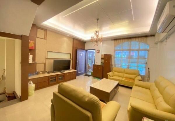 AoA旅宿（客廳採共享，訂滿三間即包棟）