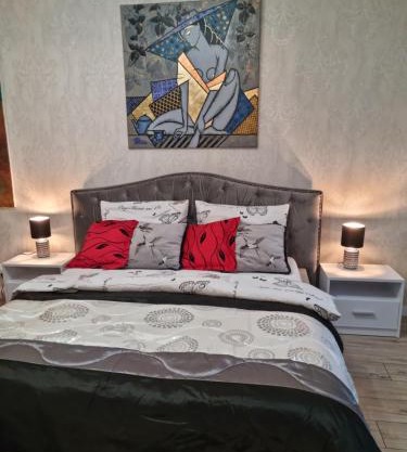 Apartament Golden Five