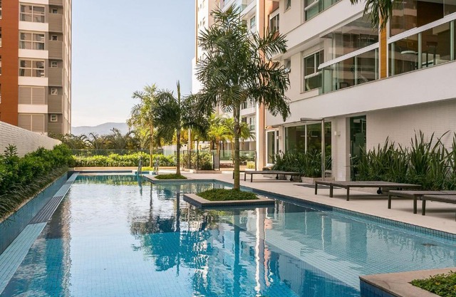 Apartamento com infraestrutura de clube na Beira-mar norte CA02