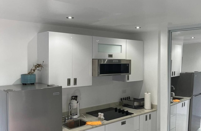 Apartamento completamente remodelado ,cómodo y con excelente ubicación