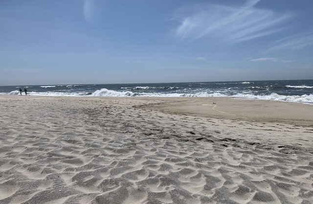 Apartamento de 3 quartos, 2 banheiros, a 5 minutos da praia