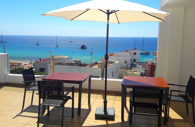 Apartamento Sarah 2C, 2min to the beach and promenade, central and quiet. Free WIFI