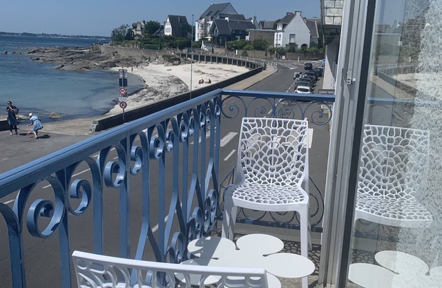 APARTEMENT FACING THE SEA Downtown Concarneau "Le Balcon Bleu