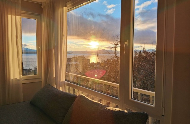 Apartment with a view, near the center!