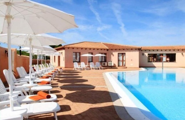 Apartment in Vignola Mare near Sandy Beach