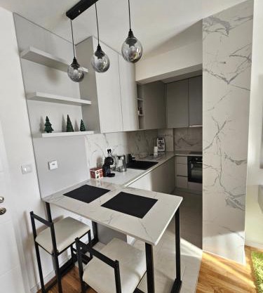 Apartman 33